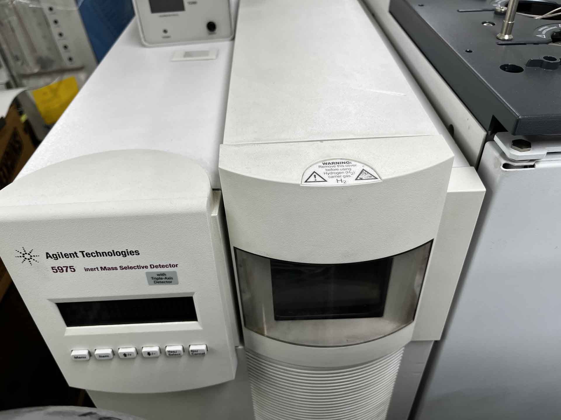 Photo Used AGILENT / HP / HEWLETT-PACKARD / KEYSIGHT 5975 For Sale