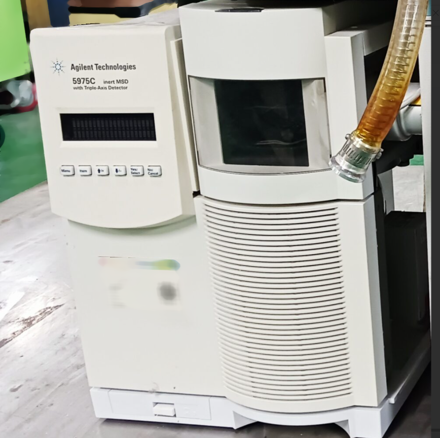 Photo Utilisé AGILENT / HP / HEWLETT-PACKARD / KEYSIGHT 5975C À vendre