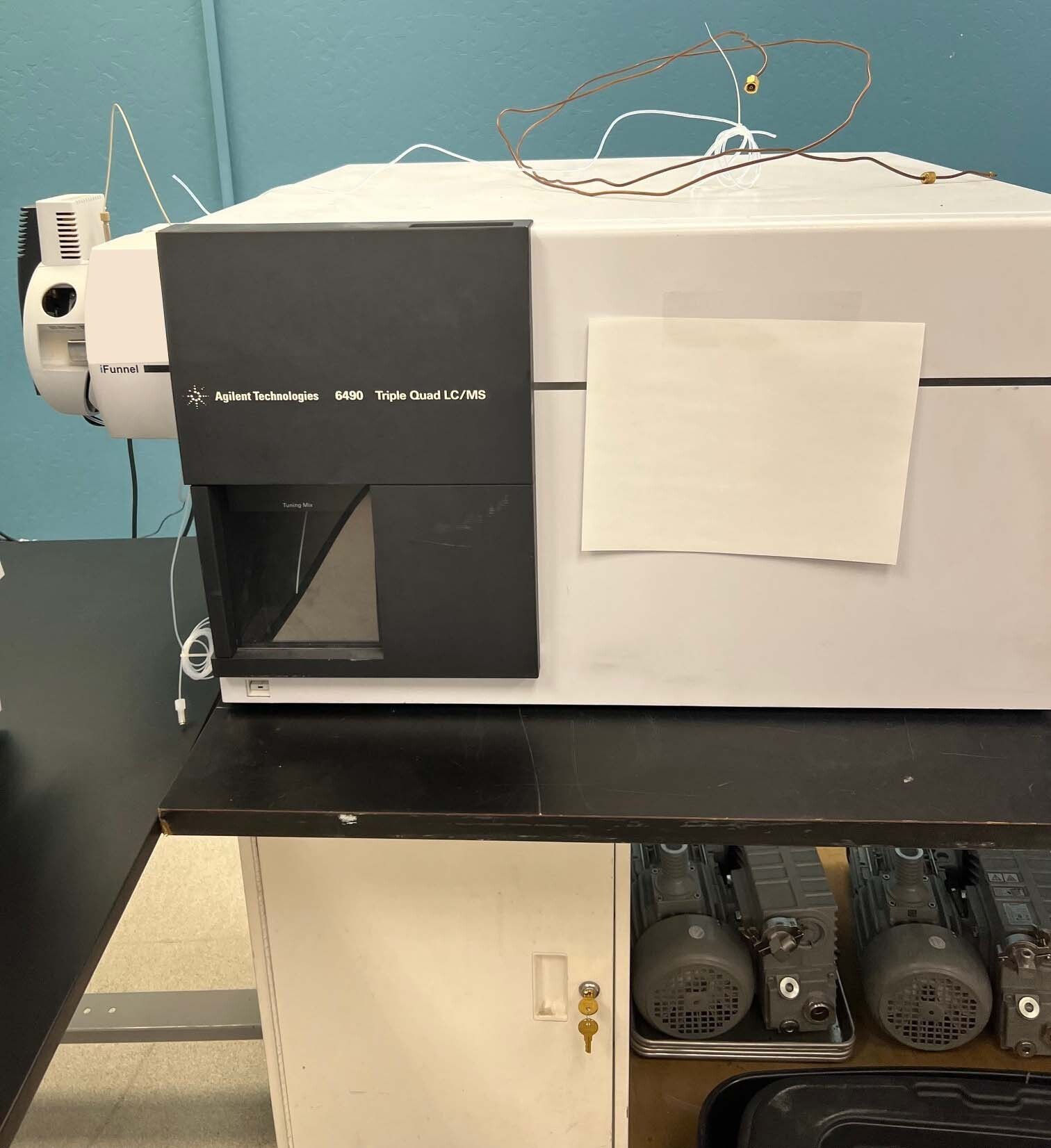 Photo Used AGILENT / HP / HEWLETT-PACKARD / KEYSIGHT 6490 For Sale