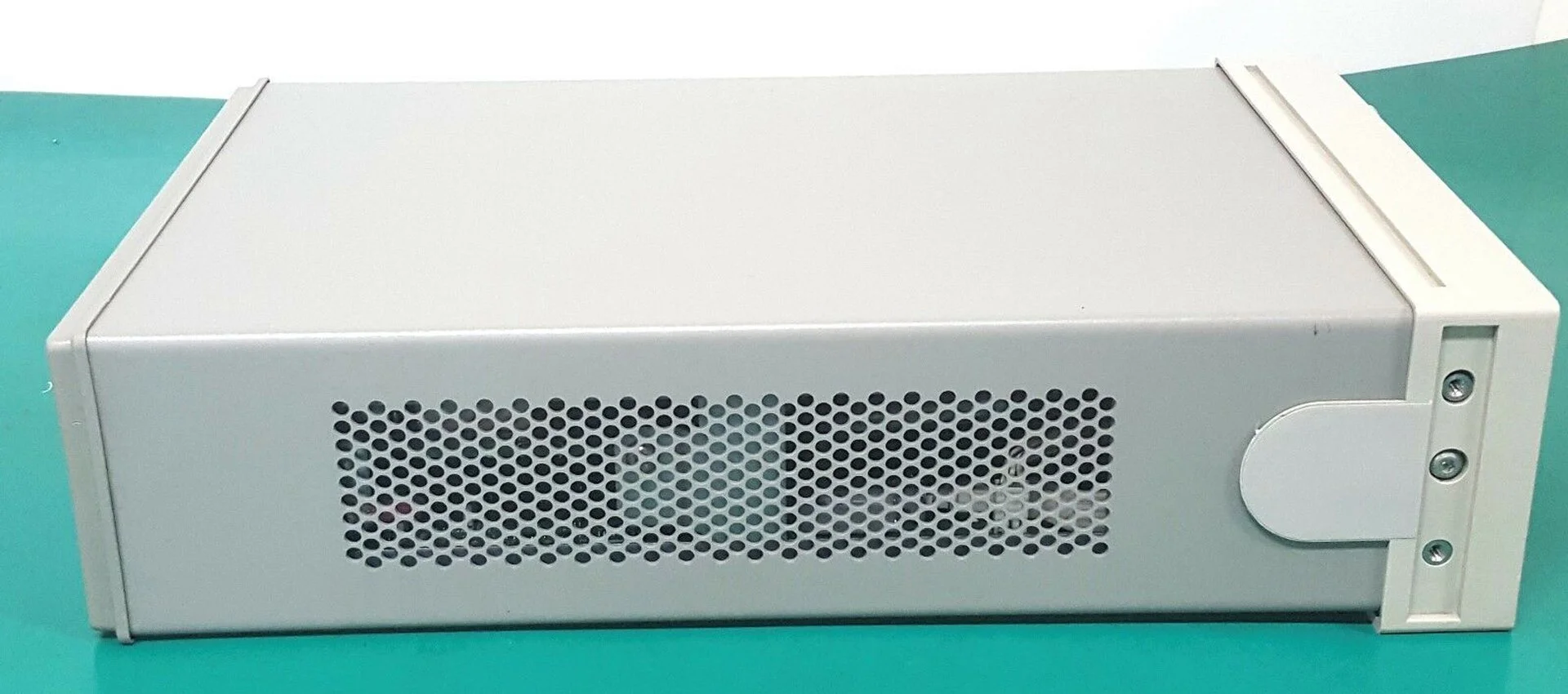 AGILENT / HP / HEWLETT-PACKARD / KEYSIGHT 6612C Power Supply used