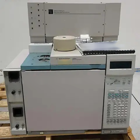 フォト（写真） 使用される AGILENT / HP / HEWLETT-PACKARD / KEYSIGHT 6890N G1530N 販売のために