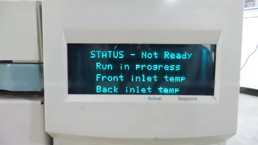 フォト（写真） 使用される AGILENT / HP / HEWLETT-PACKARD / KEYSIGHT 6890N G1530N 販売のために