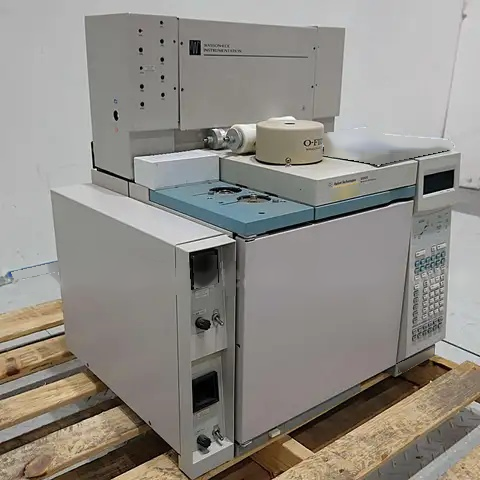 フォト（写真） 使用される AGILENT / HP / HEWLETT-PACKARD / KEYSIGHT 6890N G1530N 販売のために