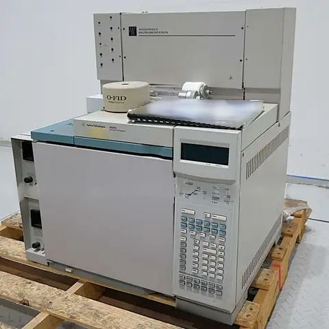 フォト（写真） 使用される AGILENT / HP / HEWLETT-PACKARD / KEYSIGHT 6890N G1530N 販売のために