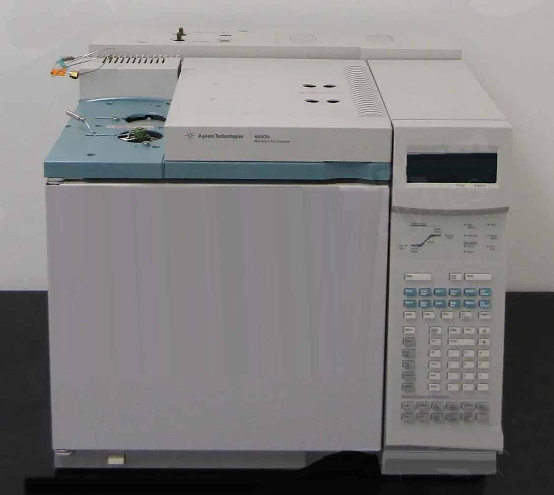 Photo Used AGILENT / HP / HEWLETT-PACKARD / KEYSIGHT 6890N For Sale