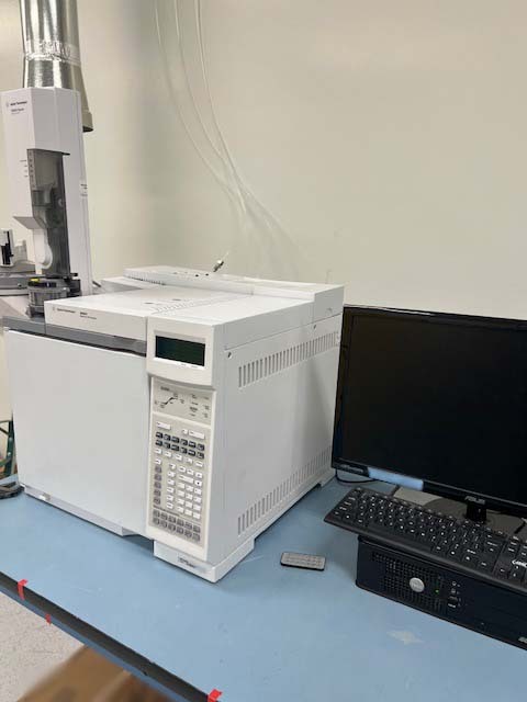 Photo Utilisé AGILENT / HP / HEWLETT-PACKARD / KEYSIGHT 6890N (G1540N) À vendre