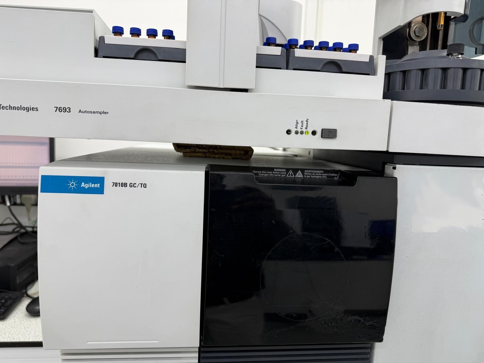 Photo Used AGILENT / HP / HEWLETT-PACKARD / KEYSIGHT 7010B For Sale