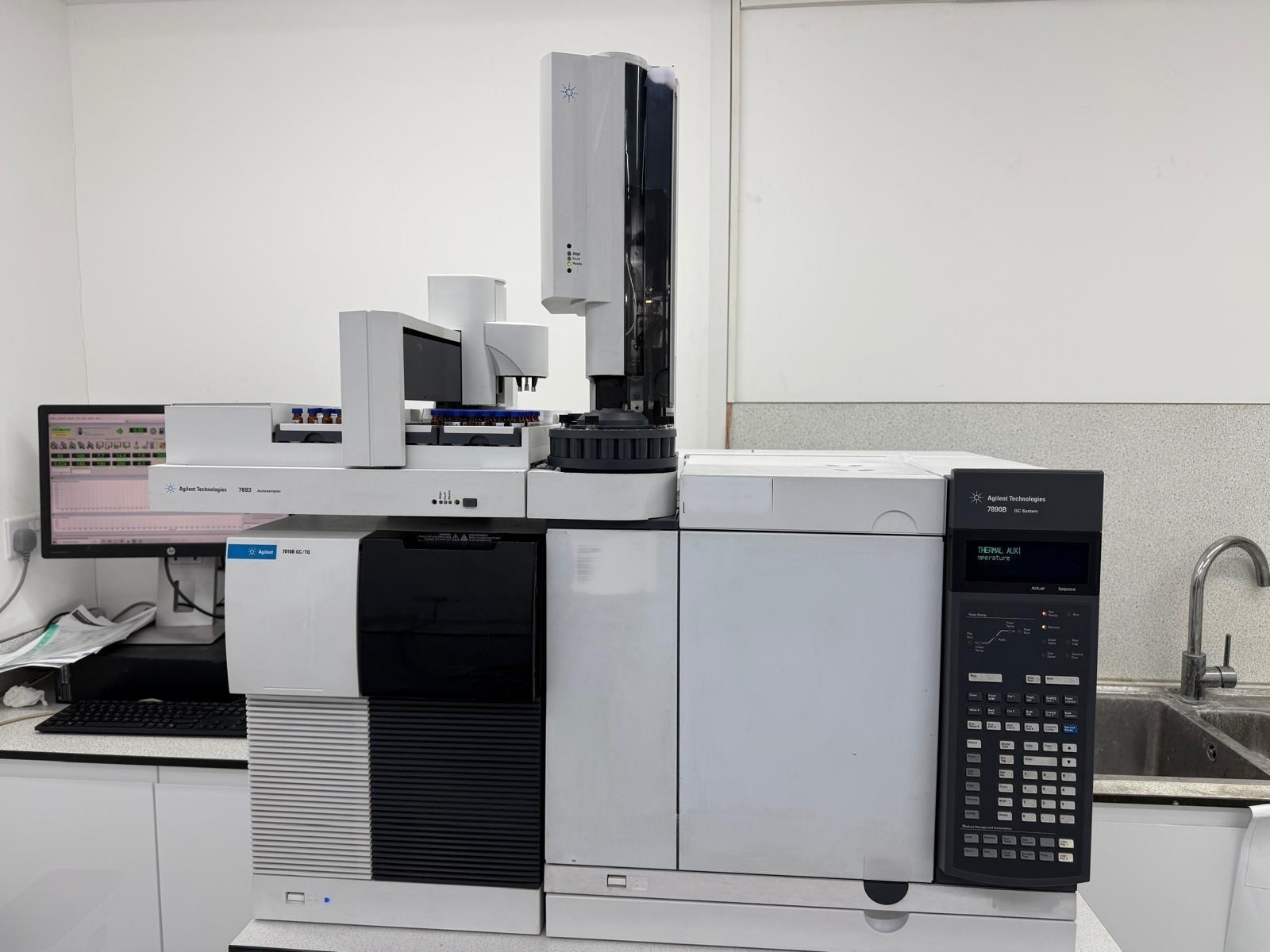 Photo Used AGILENT / HP / HEWLETT-PACKARD / KEYSIGHT 7010B For Sale