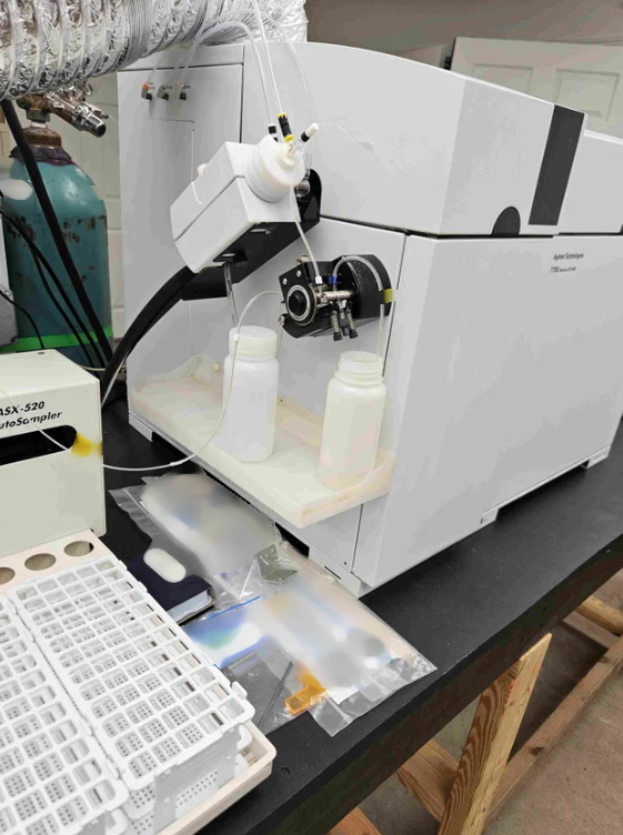 Photo Used AGILENT / HP / HEWLETT-PACKARD / KEYSIGHT 7700 For Sale