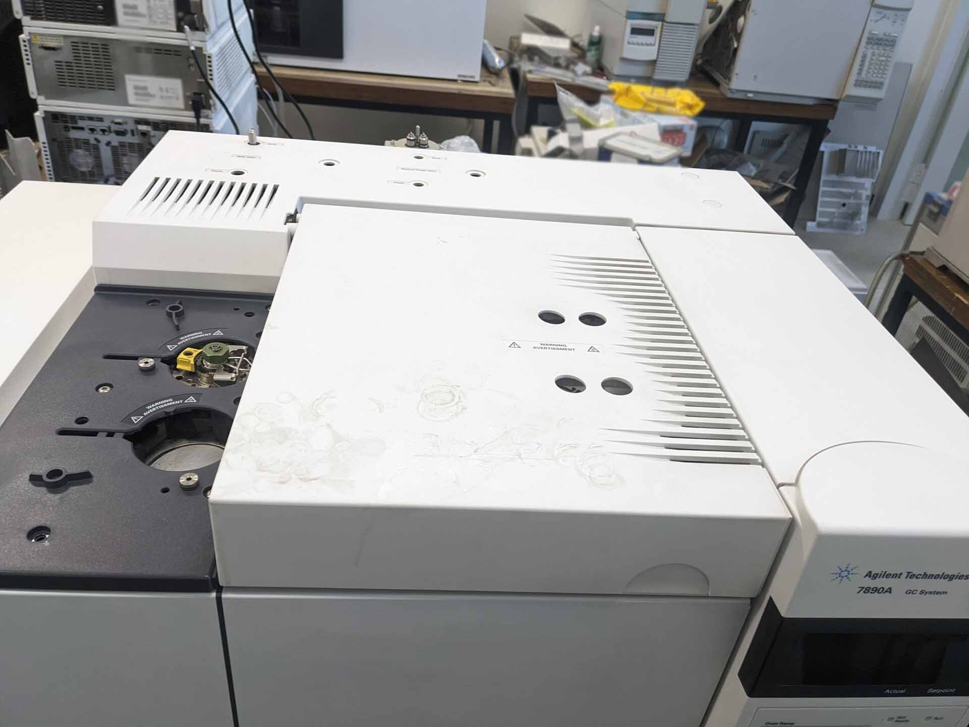 Photo Used AGILENT / HP / HEWLETT-PACKARD / KEYSIGHT 7890A For Sale