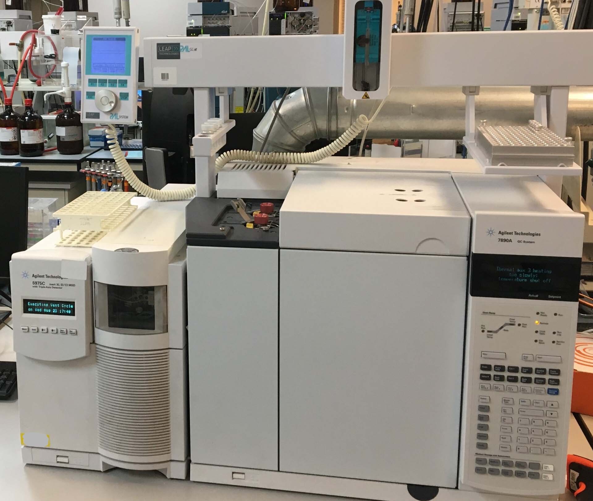 圖為 已使用的 AGILENT / HP / HEWLETT-PACKARD / KEYSIGHT 7890A 待售