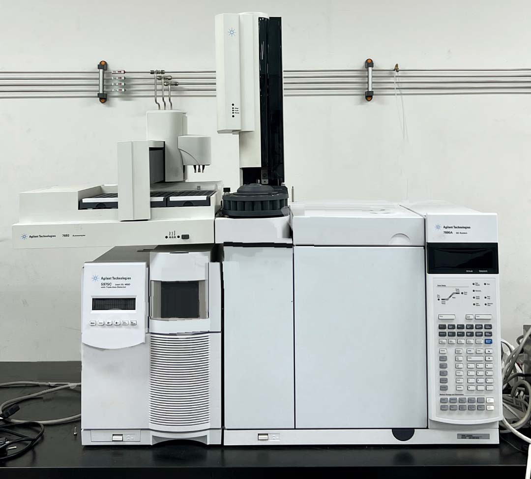 Photo Used AGILENT / HP / HEWLETT-PACKARD / KEYSIGHT 7890A For Sale