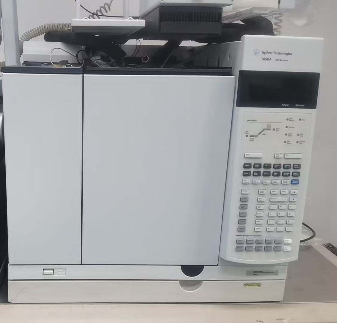 Photo Used AGILENT / HP / HEWLETT-PACKARD / KEYSIGHT 7890A For Sale