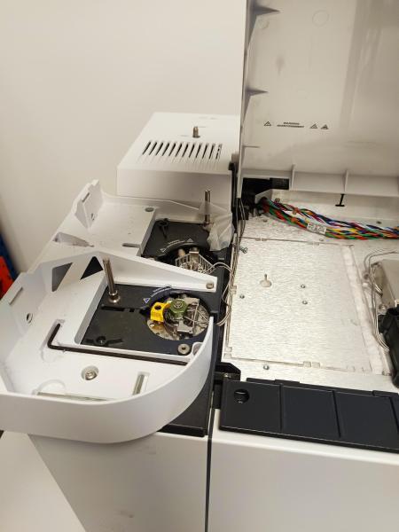 圖為 已使用的 AGILENT / HP / HEWLETT-PACKARD / KEYSIGHT 7890A 待售
