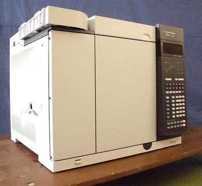 Photo Used AGILENT / HP / HEWLETT-PACKARD / KEYSIGHT 7890B / 5977B For Sale