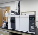 Foto Verwendet AGILENT / HP / HEWLETT-PACKARD / KEYSIGHT 7890B / 5977B Zum Verkauf