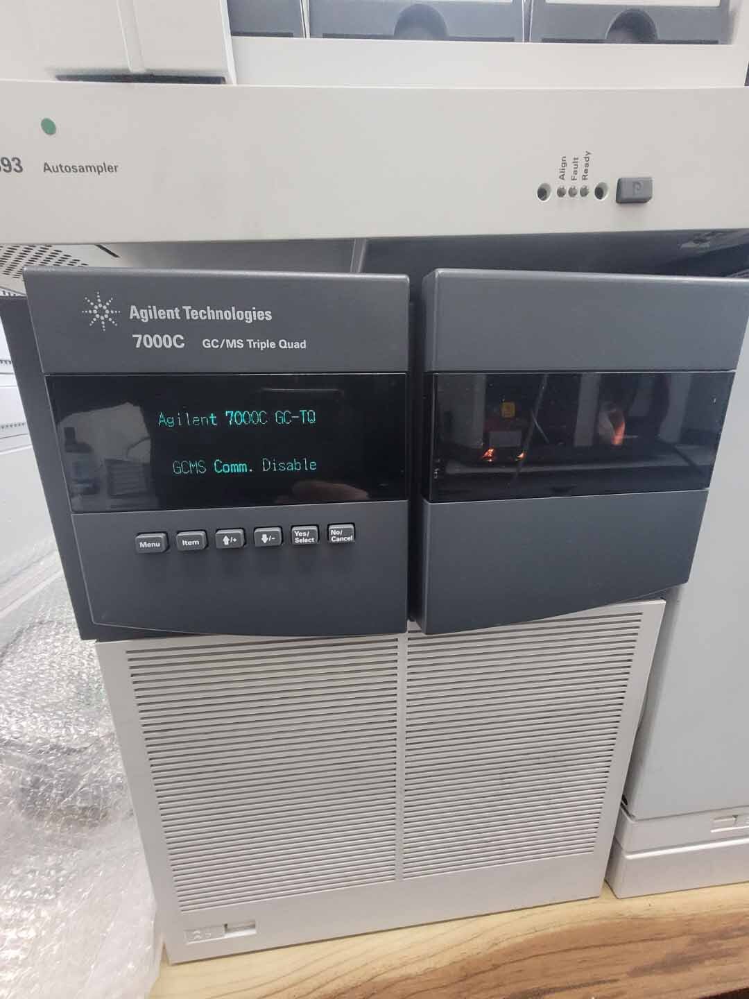 Photo Utilisé AGILENT / HP / HEWLETT-PACKARD / KEYSIGHT 7890B À vendre