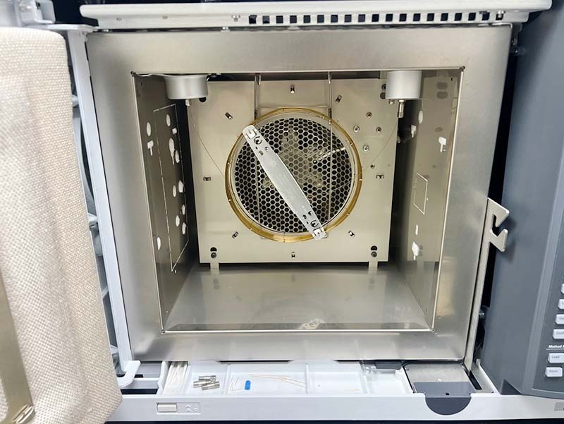 图为 已使用的 AGILENT / HP / HEWLETT-PACKARD / KEYSIGHT 7890B 待售