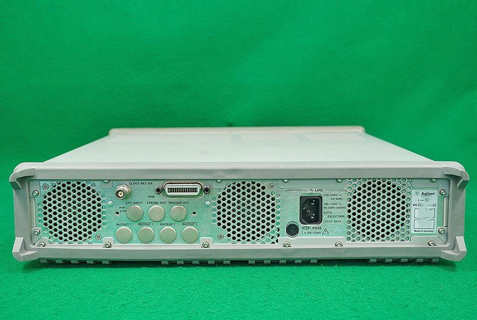 Photo Used AGILENT / HP / HEWLETT-PACKARD / KEYSIGHT 81110A For Sale