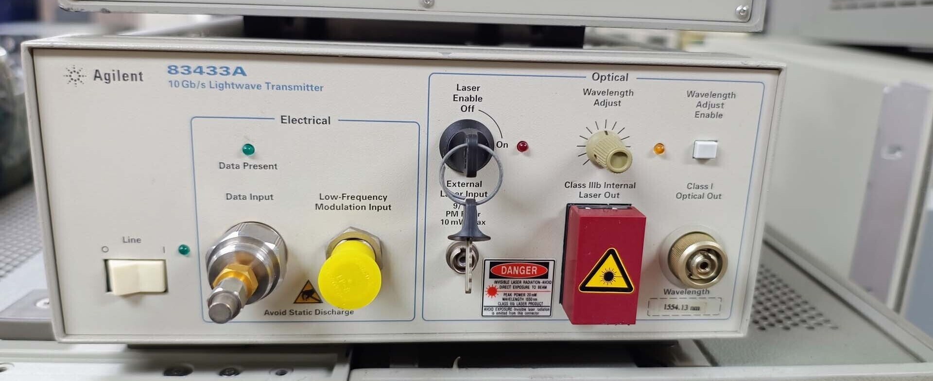 圖為 已使用的 AGILENT / HP / HEWLETT-PACKARD / KEYSIGHT 83433A 待售