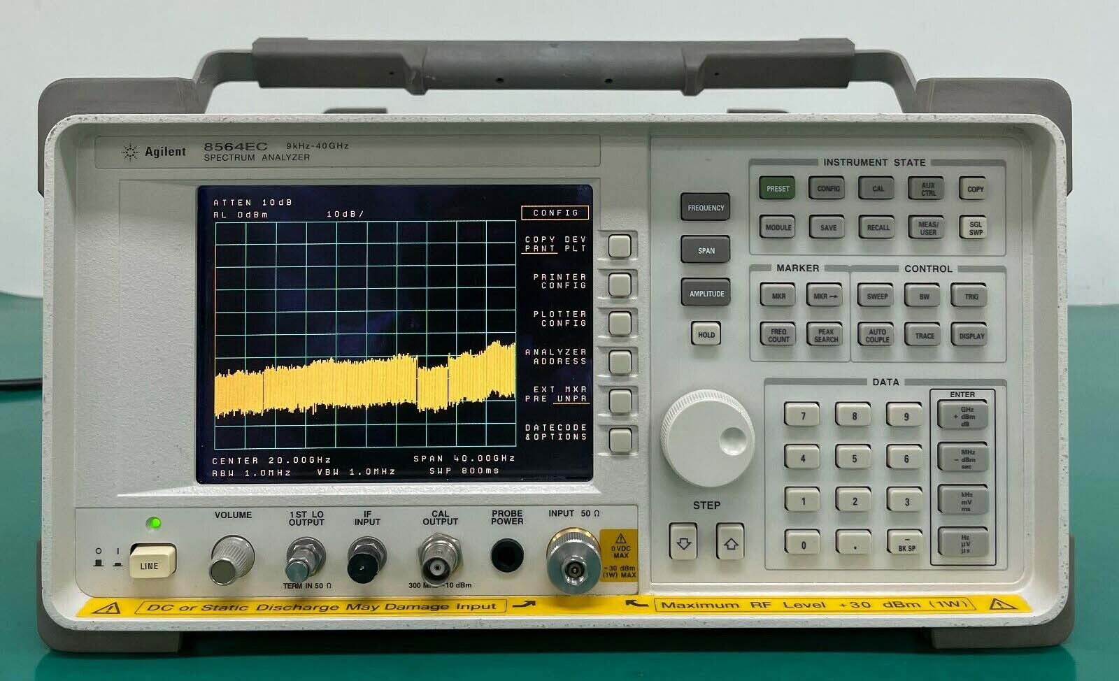 フォト（写真） 使用される AGILENT / HP / HEWLETT-PACKARD / KEYSIGHT 8564EC 販売のために