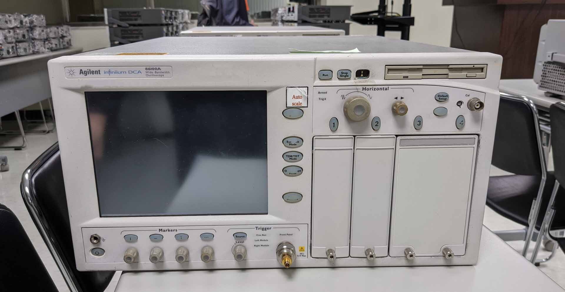 フォト（写真） 使用される AGILENT / HP / HEWLETT-PACKARD / KEYSIGHT 86100A 販売のために