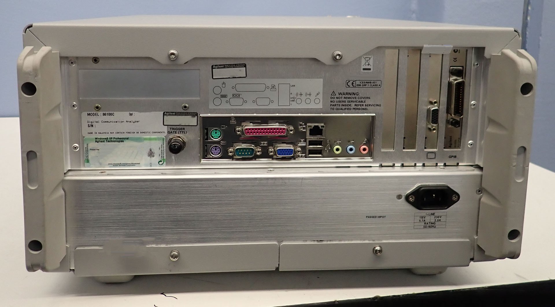 Photo Used AGILENT / HP / HEWLETT-PACKARD / KEYSIGHT Infiniium DCA-J 86100C For Sale