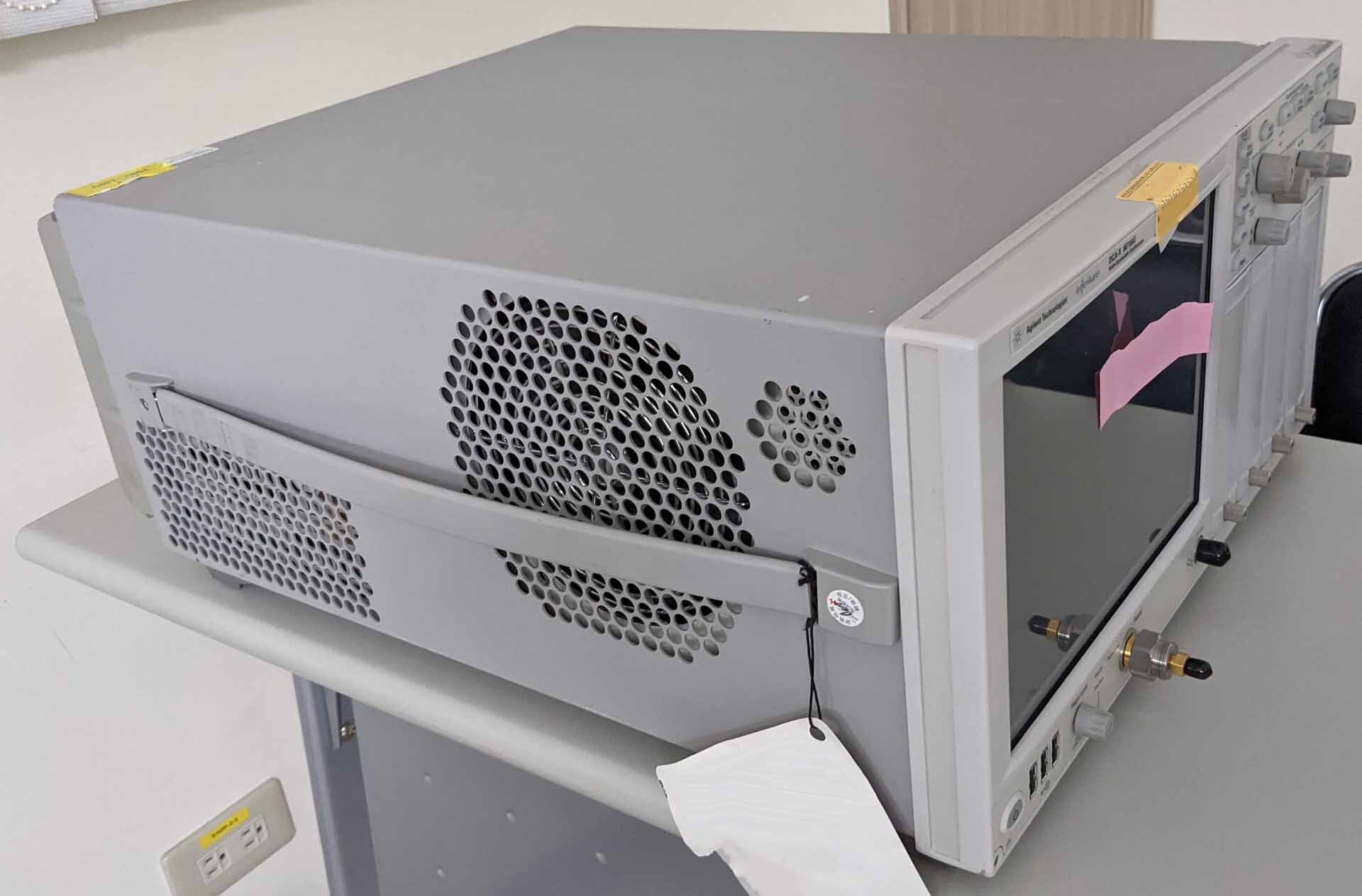 Photo Used AGILENT / HP / HEWLETT-PACKARD / KEYSIGHT 86100D For Sale