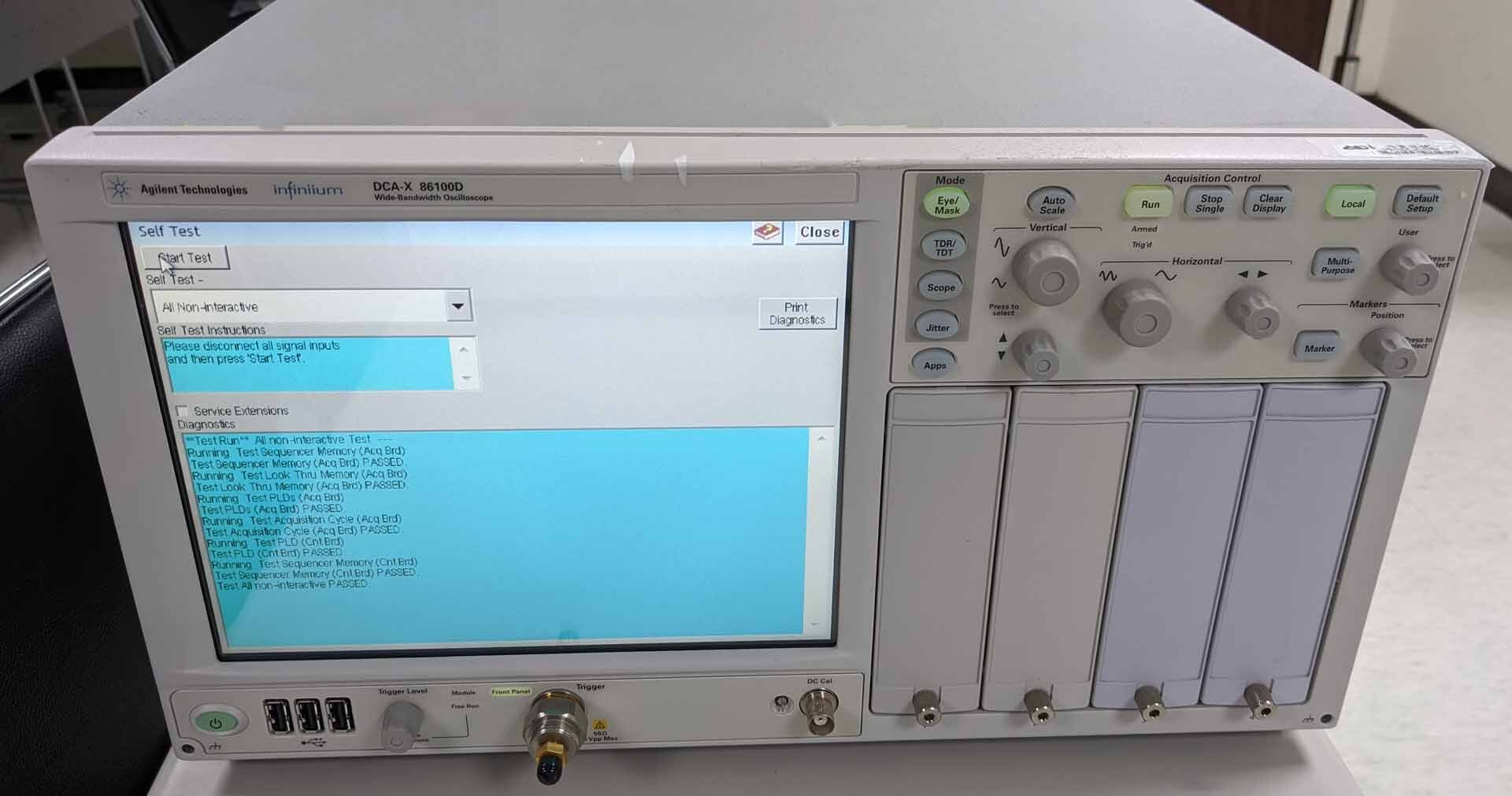 Photo Used AGILENT / HP / HEWLETT-PACKARD / KEYSIGHT 86100D For Sale