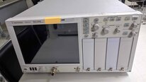 사진 사용됨 AGILENT / HP / HEWLETT-PACKARD / KEYSIGHT 86100D 판매용