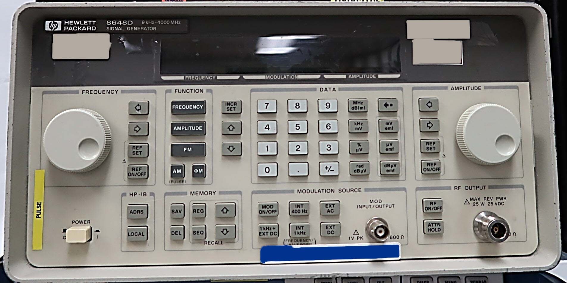 Photo Used AGILENT / HP / HEWLETT-PACKARD / KEYSIGHT 8648D For Sale