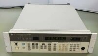 Foto Verwendet AGILENT / HP / HEWLETT-PACKARD / KEYSIGHT 8657A Zum Verkauf