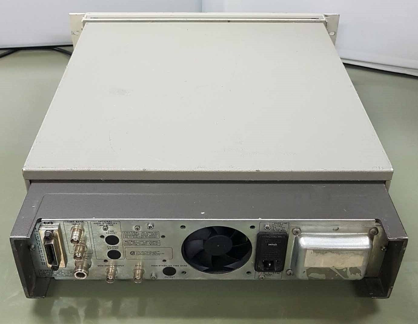 Photo Used AGILENT / HP / HEWLETT-PACKARD / KEYSIGHT 8657A For Sale