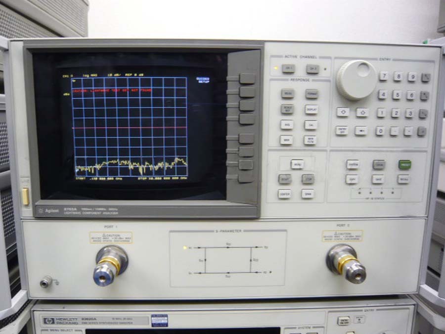 Photo Used AGILENT / HP / HEWLETT-PACKARD / KEYSIGHT 8703A For Sale