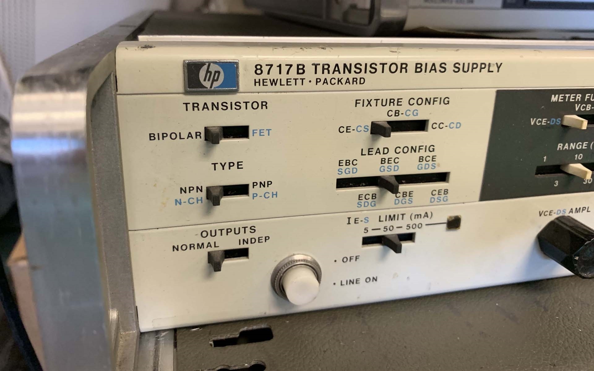 圖為 已使用的 AGILENT / HP / HEWLETT-PACKARD / KEYSIGHT 8717B 待售