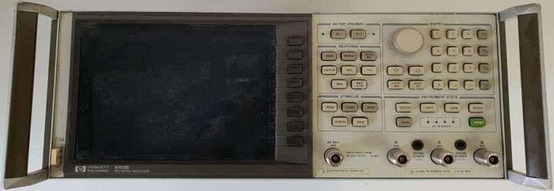 Photo Used AGILENT / HP / HEWLETT-PACKARD / KEYSIGHT 8753B For Sale