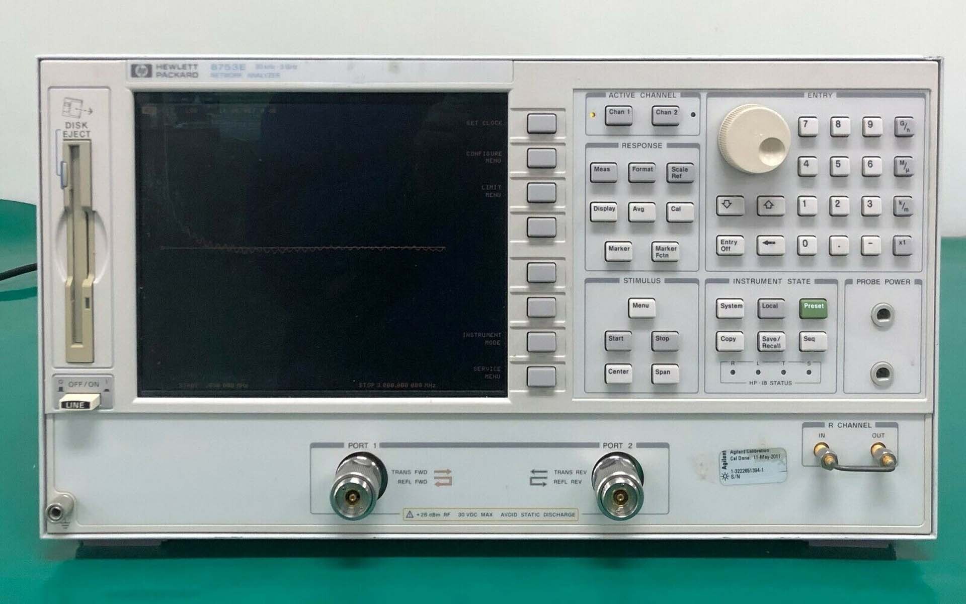 사진 사용됨 AGILENT / HP / HEWLETT-PACKARD / KEYSIGHT 8753E 판매용