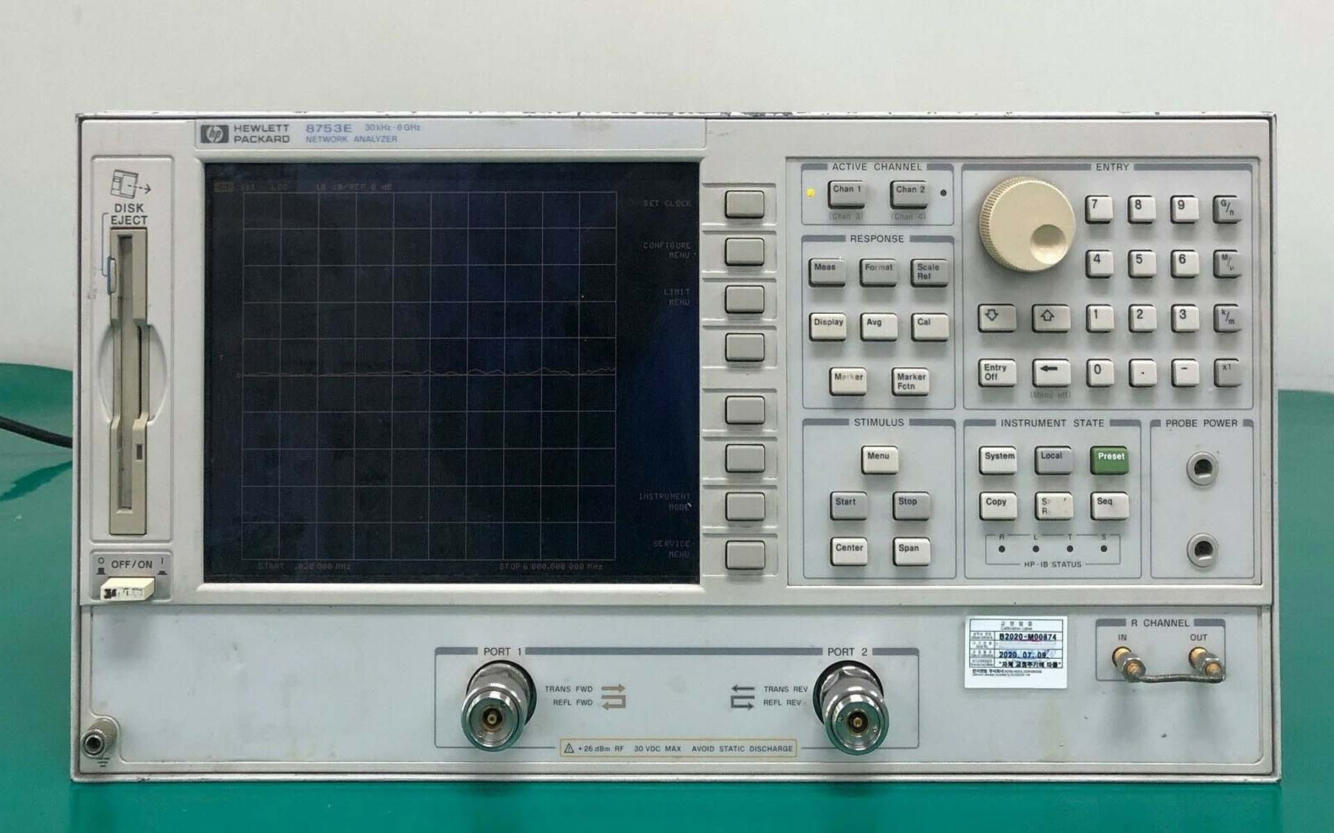 사진 사용됨 AGILENT / HP / HEWLETT-PACKARD / KEYSIGHT 8753E 판매용