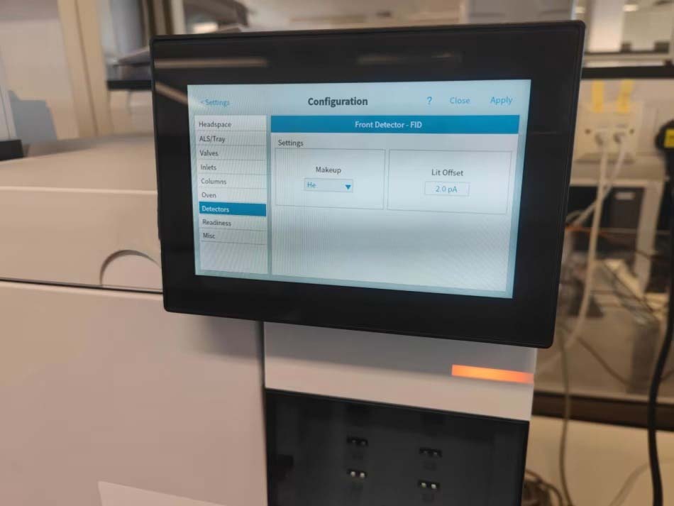 Photo Used AGILENT / HP / HEWLETT-PACKARD / KEYSIGHT 8890 / G3540A For Sale