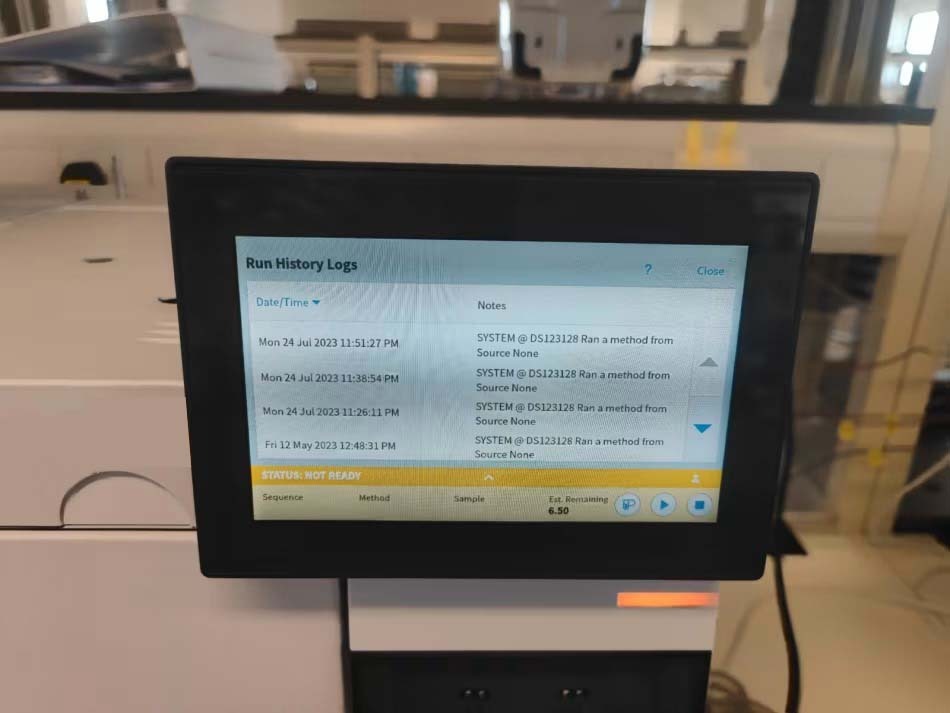 Photo Used AGILENT / HP / HEWLETT-PACKARD / KEYSIGHT 8890 / G3540A For Sale