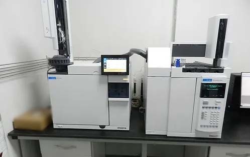 フォト（写真） 使用される AGILENT / HP / HEWLETT-PACKARD / KEYSIGHT 8890 販売のために
