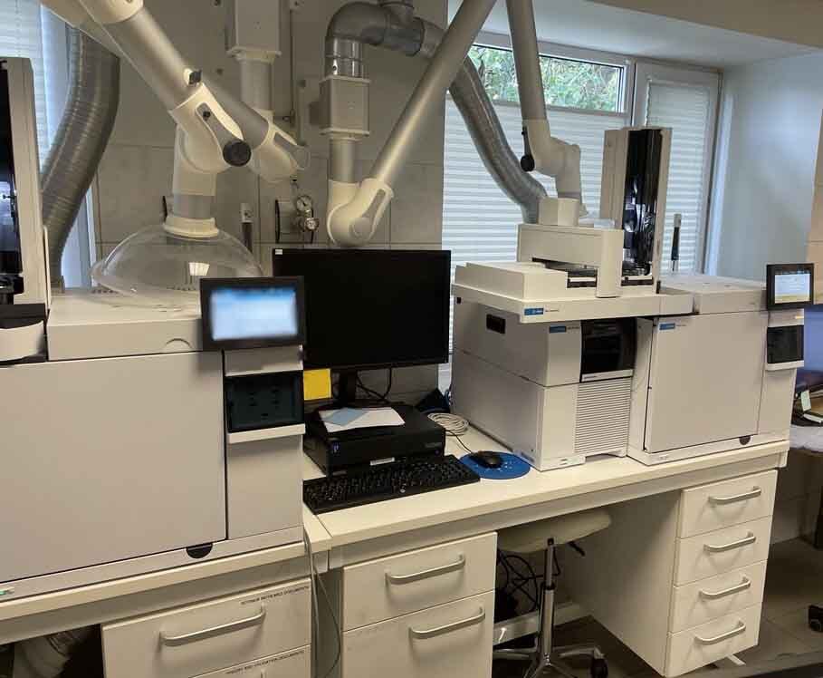 Foto Verwendet AGILENT / HP / HEWLETT-PACKARD / KEYSIGHT 8890 Zum Verkauf