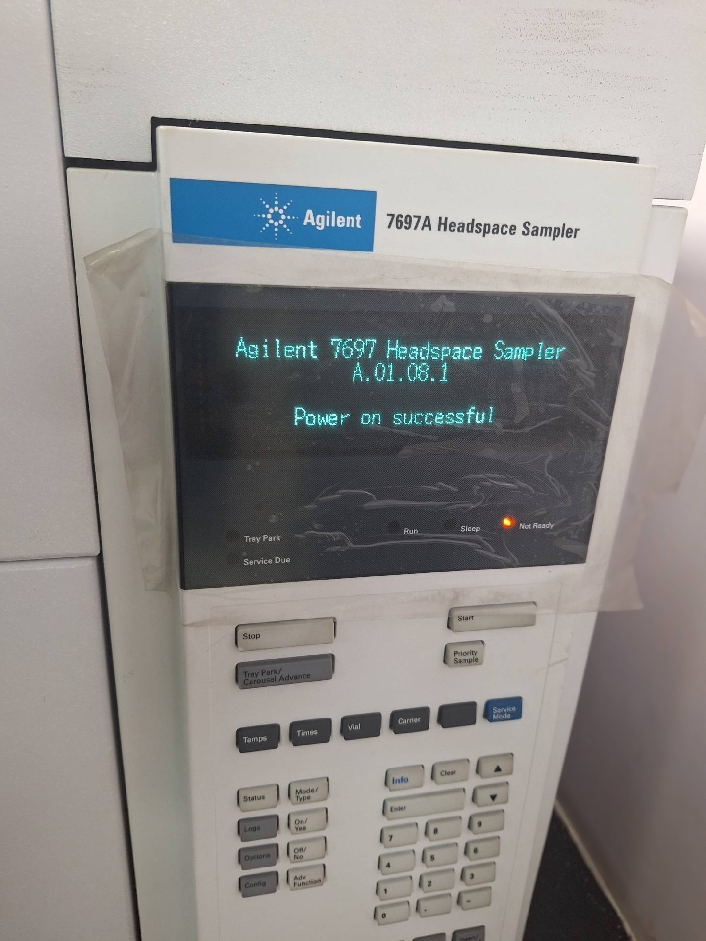 フォト（写真） 使用される AGILENT / HP / HEWLETT-PACKARD / KEYSIGHT 8890 販売のために