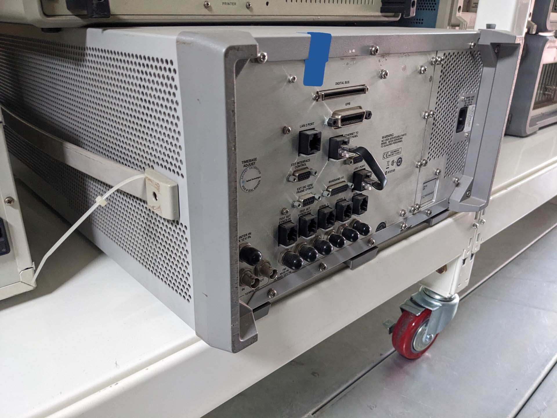 图为 已使用的 AGILENT / HP / HEWLETT-PACKARD / KEYSIGHT 8960 Series 10 E5515C 待售