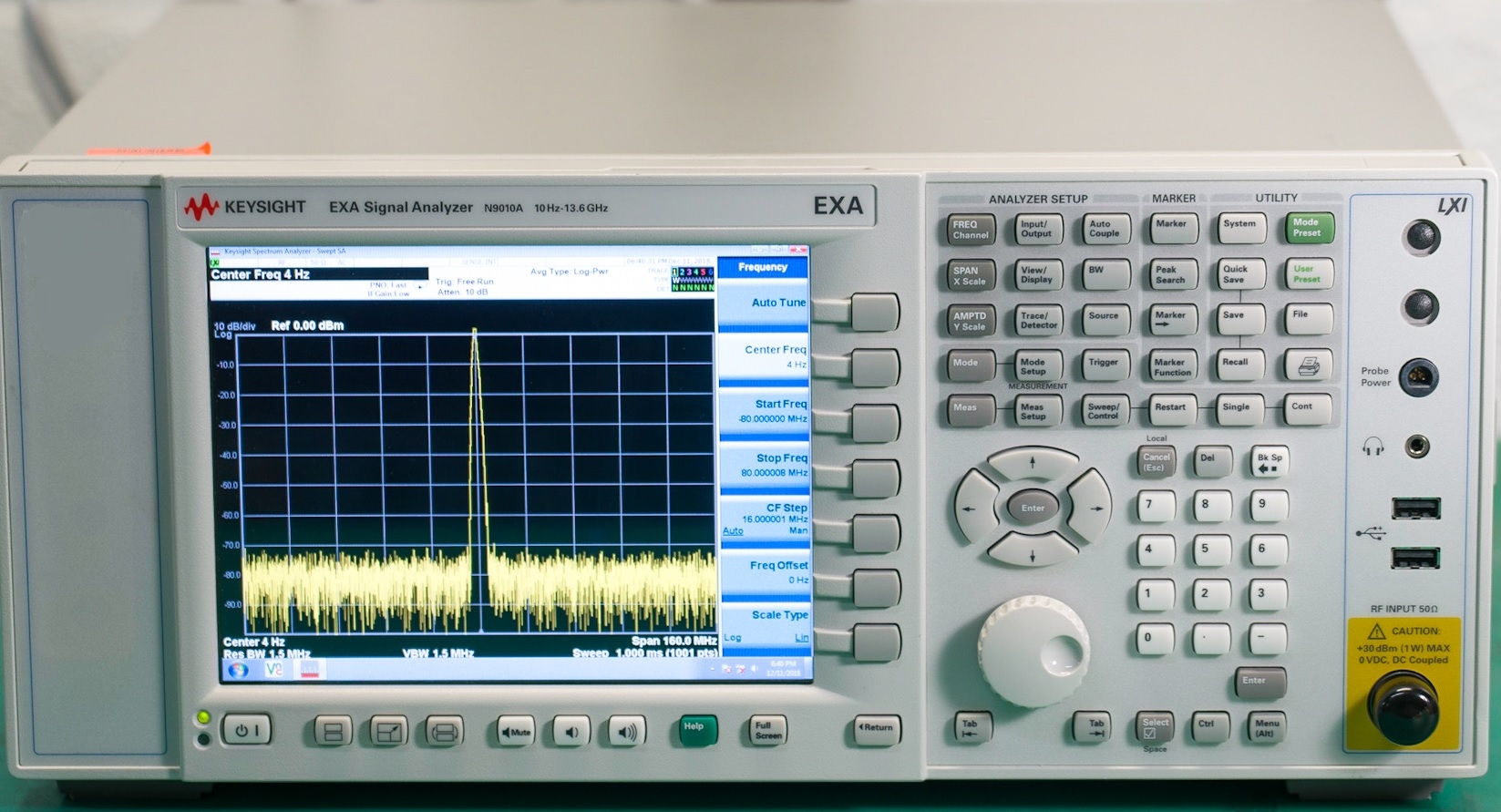 Photo Used AGILENT / HP / HEWLETT-PACKARD / KEYSIGHT 9010A For Sale