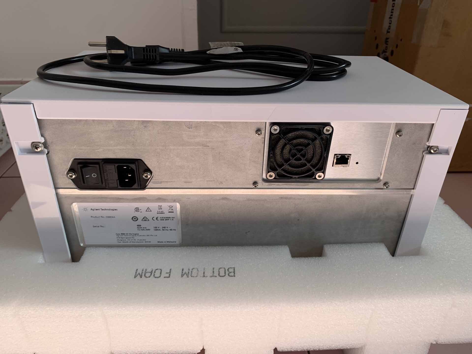 Photo Used AGILENT / HP / HEWLETT-PACKARD / KEYSIGHT Cary 3500 For Sale