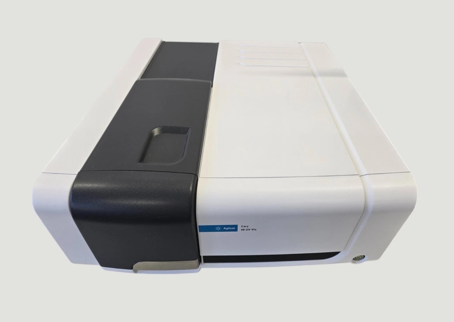 Photo Utilisé AGILENT / HP / HEWLETT-PACKARD / KEYSIGHT Cary 60 À vendre