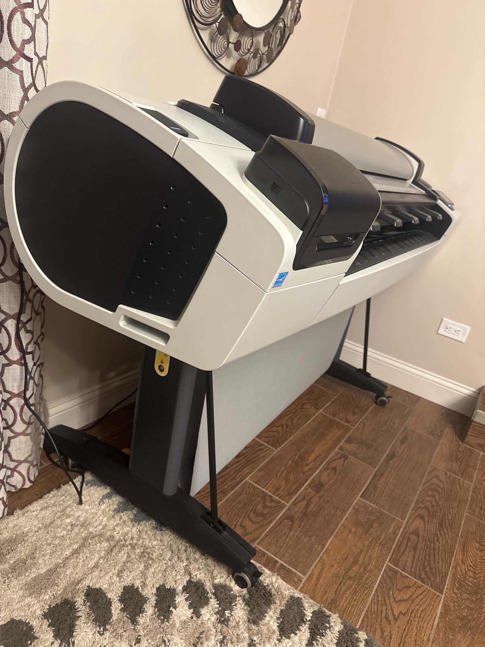 Foto Verwendet AGILENT / HP / HEWLETT-PACKARD / KEYSIGHT Designjet T2300 Zum Verkauf