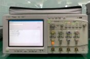 フォト（写真） 使用される AGILENT / HP / HEWLETT-PACKARD / KEYSIGHT DSO8104A 販売のために