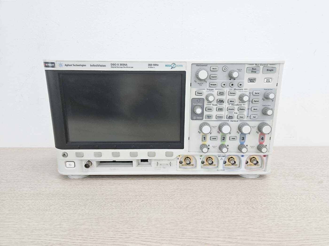 사진 사용됨 AGILENT / HP / HEWLETT-PACKARD / KEYSIGHT DSOX3034A 판매용